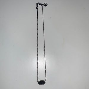 Kendra Scott necklace
